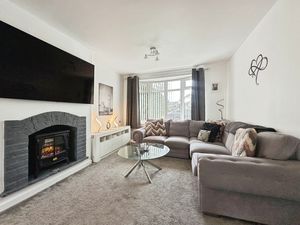 Living Room - click for photo gallery